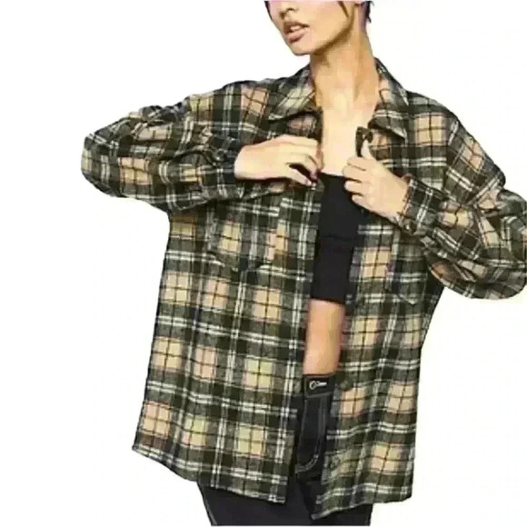 Forever 21 Ladies Black And Tan Heavy Buffalo Plaid Button Down Shirt Size Small - Picture 1 of 15